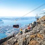 Perfect Getaway 7 Min To Centrum Apartament